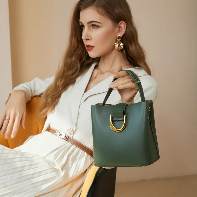 Luna Bucket Tote